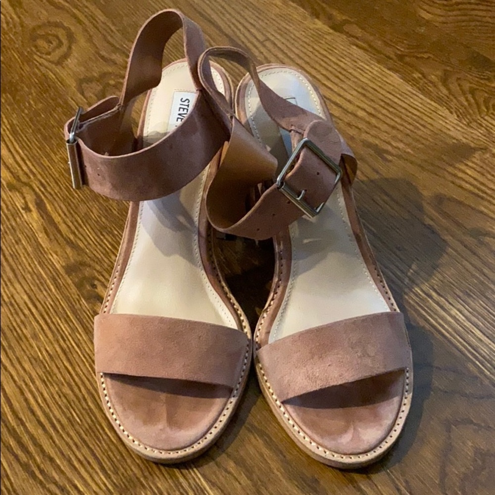 Heeled sandal